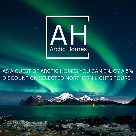 Arctic Homes - Red Polar House Tromsø Extérieur photo