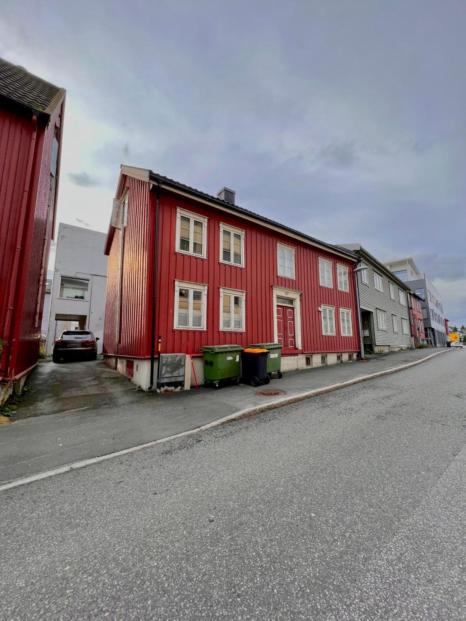 Arctic Homes - Red Polar House Tromsø Extérieur photo